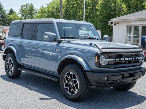 Used 2024 Ford Bronco Outer Banks AWD/4WD image 4