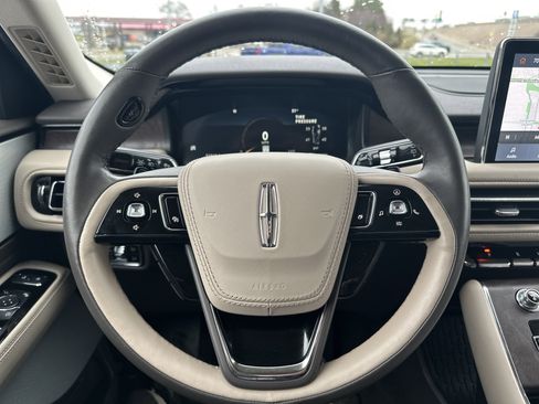 Used 2024 Lincoln Aviator Reserve w/ Equipment Group 201A image 18