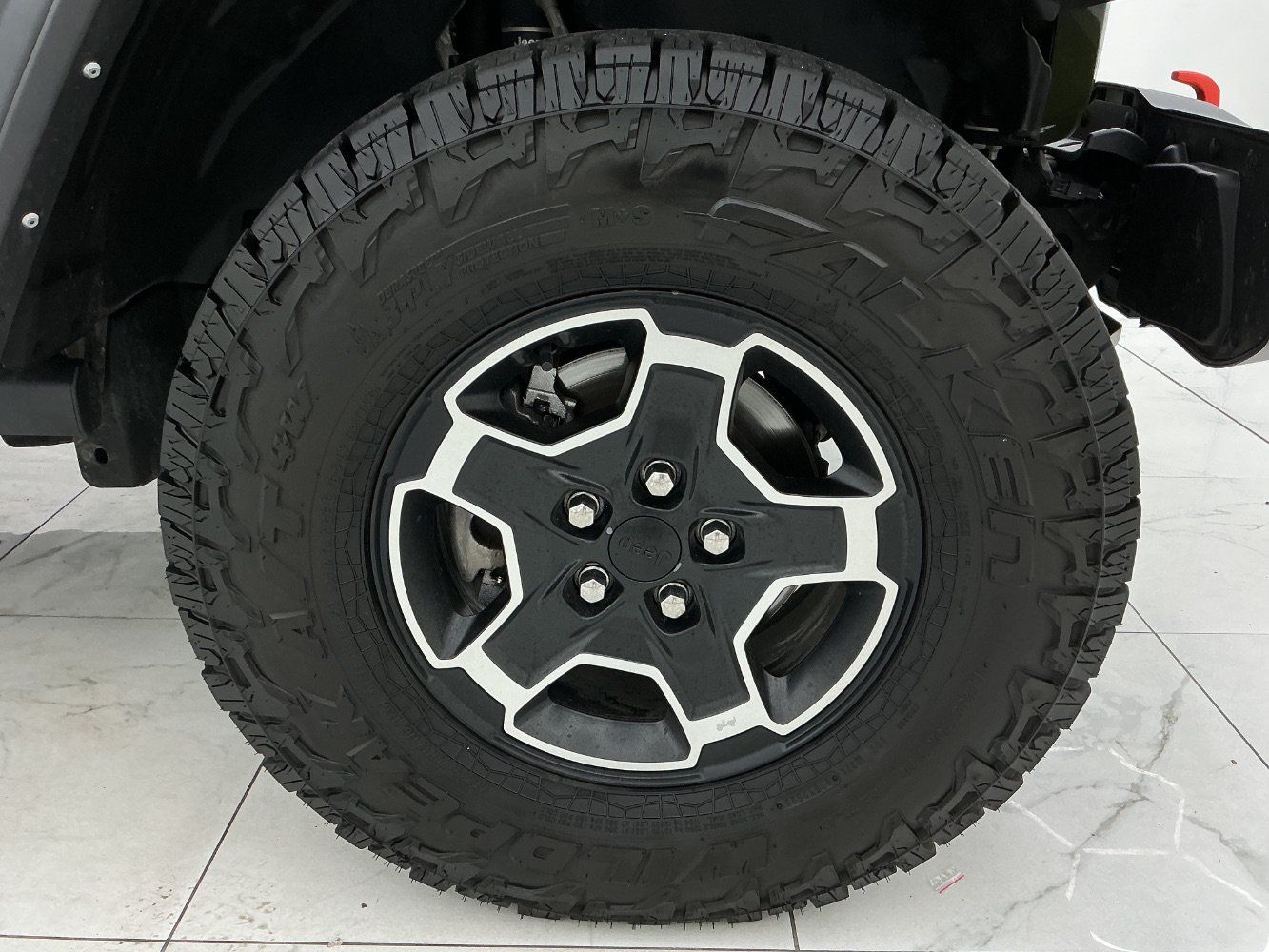 Used 2023 Jeep Gladiator Mojave w/ Trailer Tow Package AWD/4WD image 44