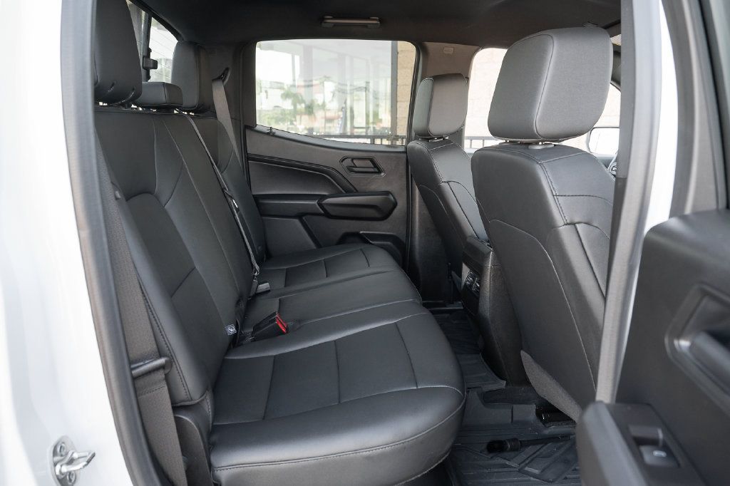 Used 2025 Chevrolet Colorado Trail Boss AWD/4WD image 40