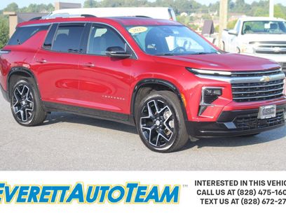 Used 2025 Chevrolet Traverse High Country