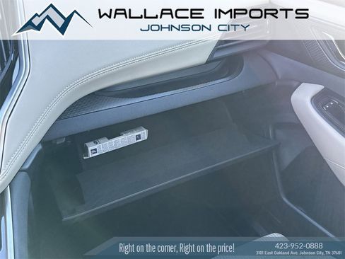 Used 2020 Subaru Outback Premium image 22