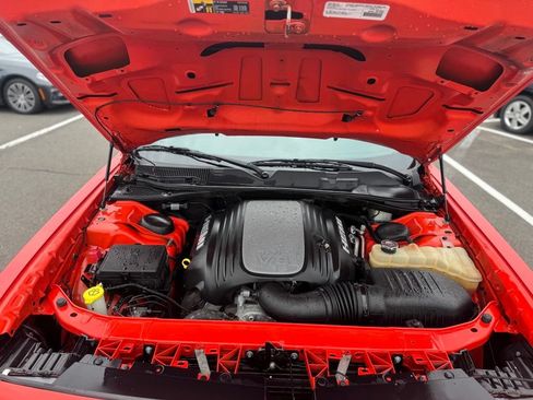 Used 2019 Dodge Challenger R/T RWD image 19