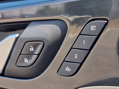 Used 2019 Chevrolet Blazer RS AWD/4WD image 18