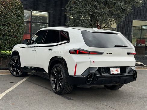 Used 2023 BMW XM image 19