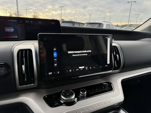 New 2026 Ford Expedition Max Active image 16