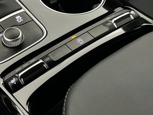 Used 2021 Kia Stinger GT-Line image 20