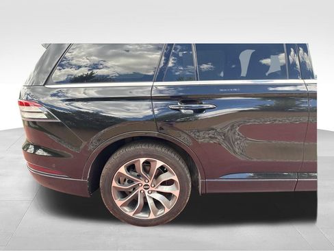 Used 2022 Lincoln Aviator Grand Touring w/ Equipment Group 301A AWD/4WD image 35