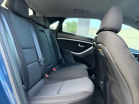 Used 2016 Hyundai Elantra GT FWD image 30