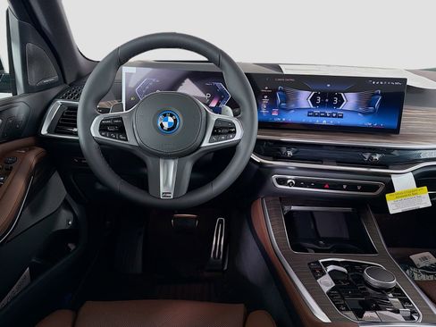 New 2026 BMW X5 xDrive50e w/ M Sport Package AWD/4WD image 26