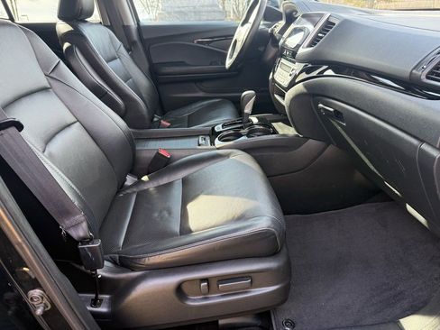 Used 2017 Honda Ridgeline RTL-E image 39