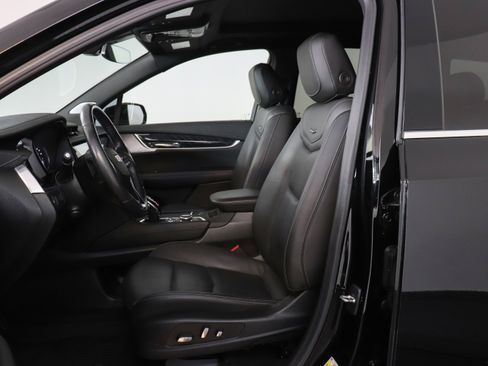 Used 2023 Cadillac XT6 Premium Luxury w/ LPO, Floor Liner Package AWD/4WD image 14