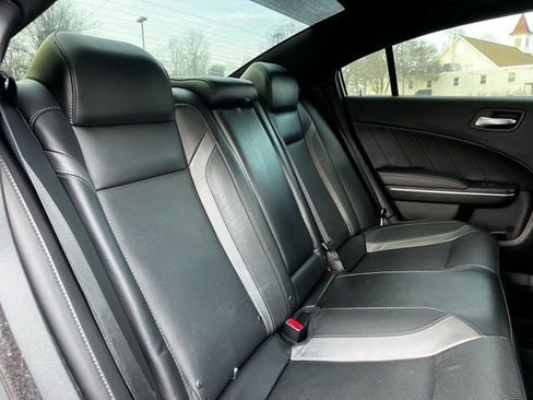 Used 2018 Dodge Charger R/T w/ Plus Group image 22
