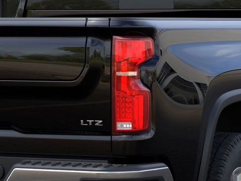 New 2026 Chevrolet Silverado 3500 LTZ w/ LTZ Premium Package image 12