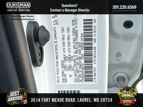 Used 2023 Toyota Tacoma SR w/ SR Convenience Package RWD image 28