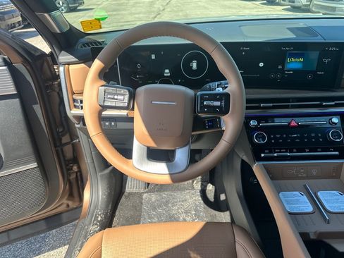 New 2026 Hyundai Santa Fe Limited AWD/4WD image 15