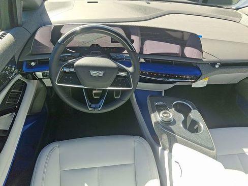 New 2025 Cadillac Optiq Sport 1 image 9