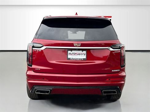 Used 2024 Cadillac XT6 Sport w/ Technology Package image 6