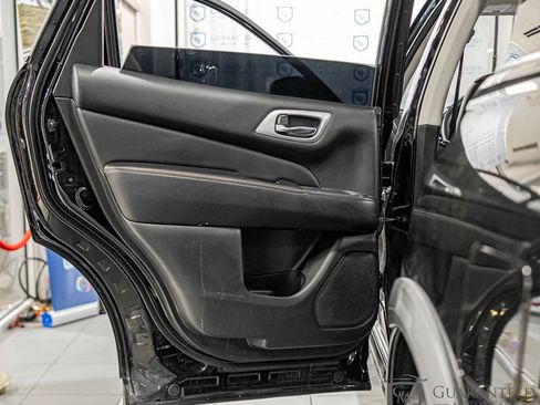 Used 2020 Nissan Pathfinder SV w/ Rock Creek Edition image 32