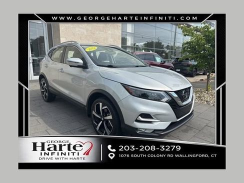 Used 2022 Nissan Rogue Sport SL w/ Premium Package AWD/4WD image 1
