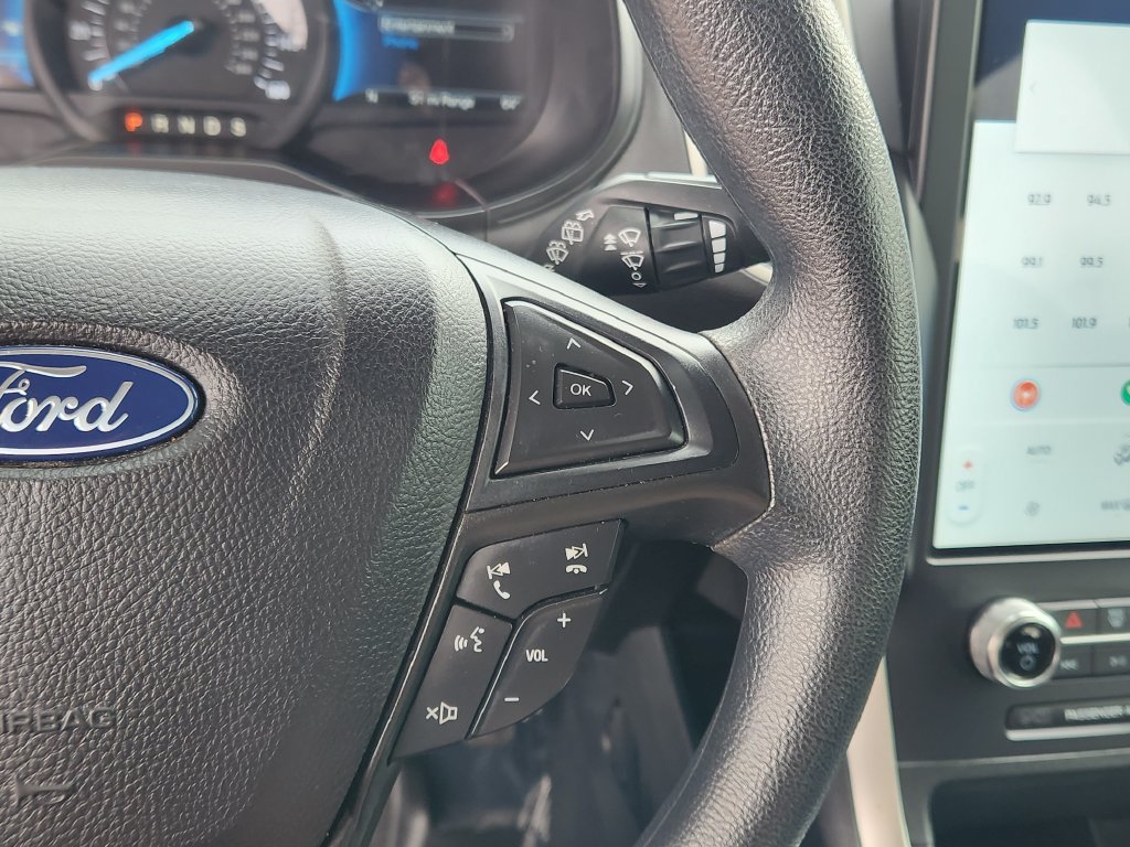 Used 2024 Ford Edge SE w/ Black Appearance Package AWD/4WD image 18