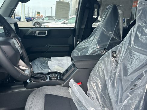 New 2026 Ford Bronco Big Bend image 9