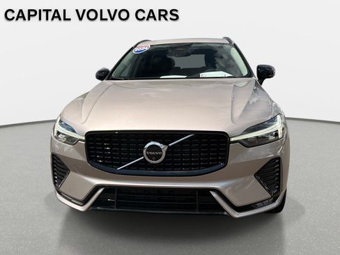 Certified 2024 Volvo XC60 B5 Plus w/ Protection Package Premier AWD/4WD image 2
