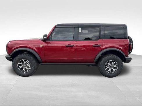 New 2025 Ford Bronco Badlands image 6