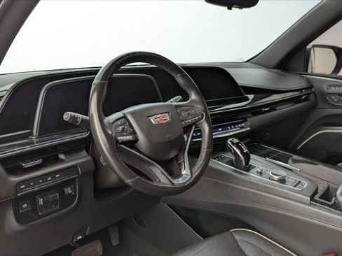 Used 2021 Cadillac Escalade ESV Sport AWD/4WD image 26