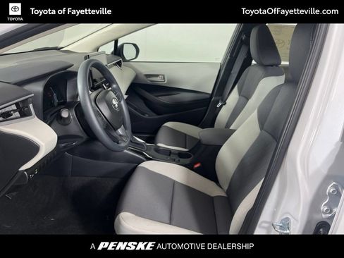 Used 2026 Toyota Corolla LE FWD image 21