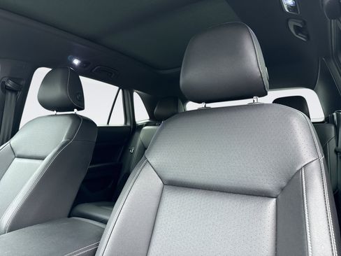 Used 2020 Volkswagen Atlas Cross Sport SE w/ Panoramic Sunroof Package AWD/4WD image 9