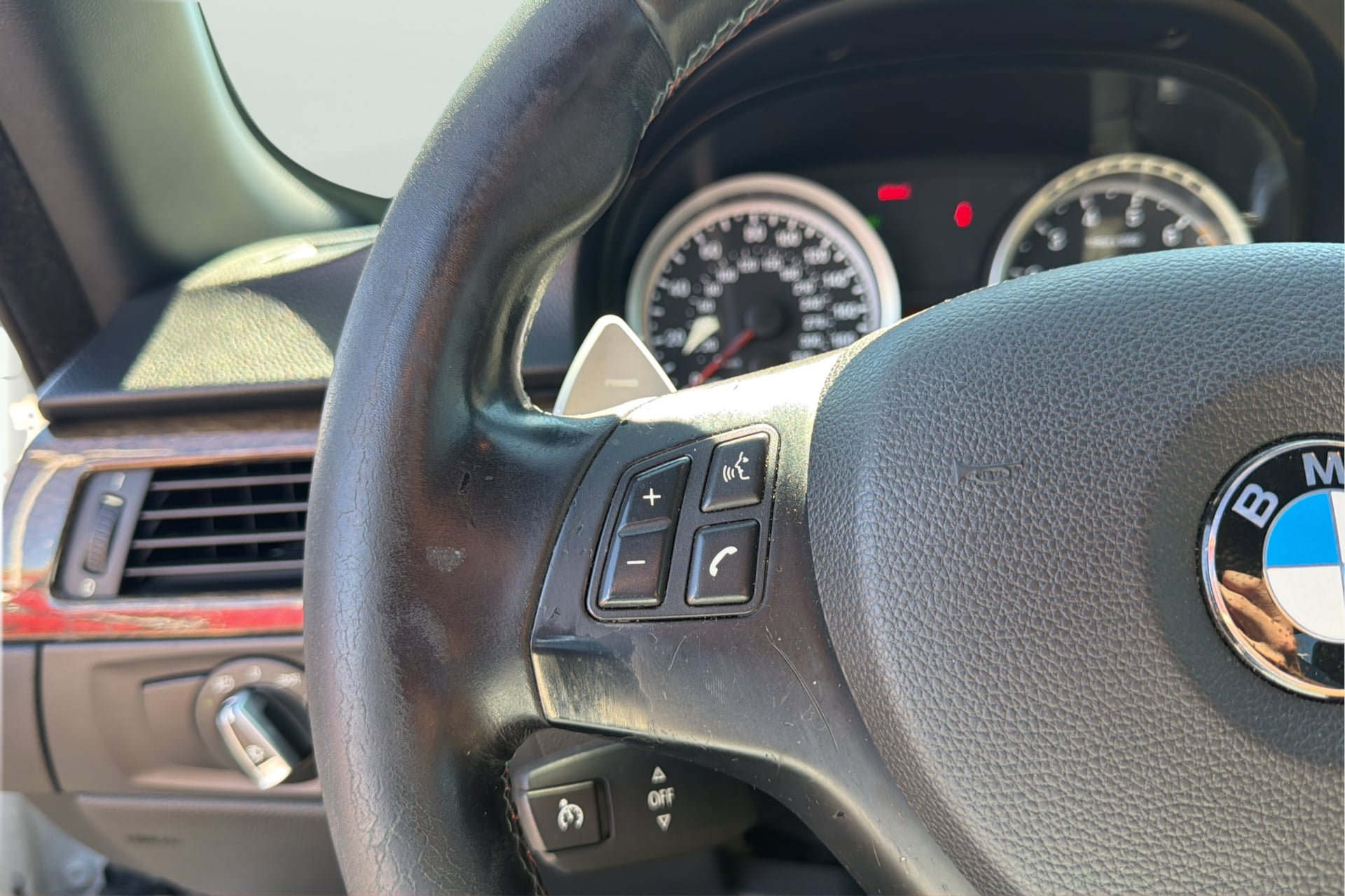Used 2009 BMW M3 Convertible RWD image 27