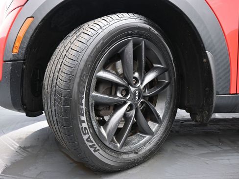 Used 2012 MINI Cooper Countryman S image 40