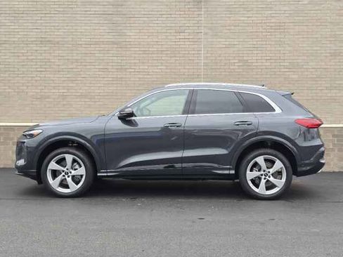 New 2025 Audi Q5 Premium Plus w/ Premium Plus image 23