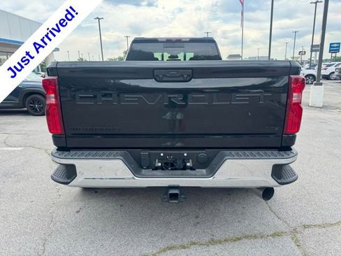 Used 2026 Chevrolet Silverado 3500 LTZ w/ LTZ Plus Package AWD/4WD image 4