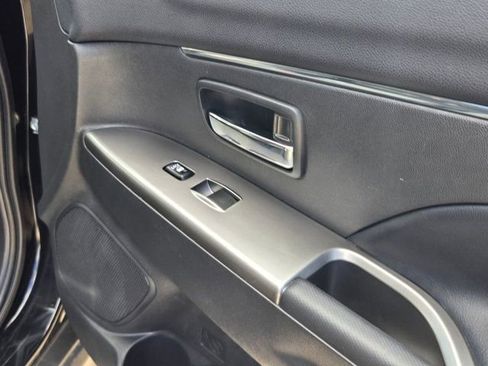 Used 2025 Mitsubishi Outlander Sport AWD image 28