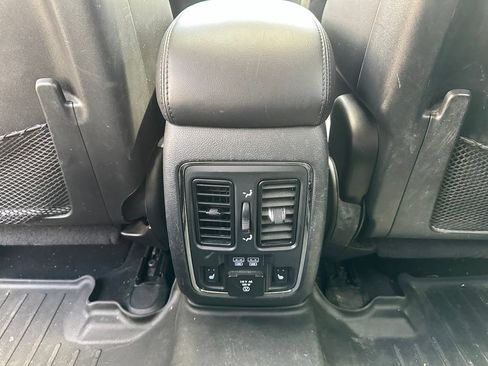 Used 2014 Dodge Durango Limited w/ Premium Group AWD/4WD image 25