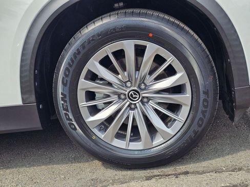 Certified 2024 MAZDA CX-90 Plug-In Hybrid w/ Preferred AWD/4WD image 9