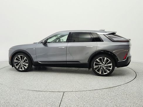 Used 2023 Cadillac Lyriq 2WD image 8