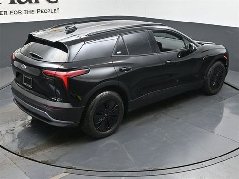 New 2026 Chevrolet Blazer EV LT image 18