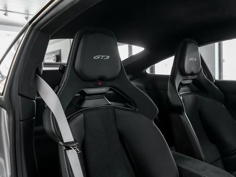 Certified 2026 Porsche 911 GT3 RWD image 26