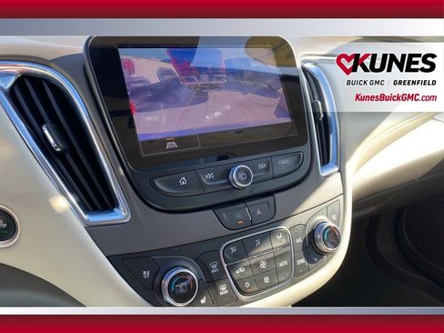 Used 2024 Chevrolet Malibu LT image 26