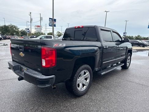 Used 2017 Chevrolet Silverado 1500 LTZ Z71 w/ LTZ Plus Package AWD/4WD image 5
