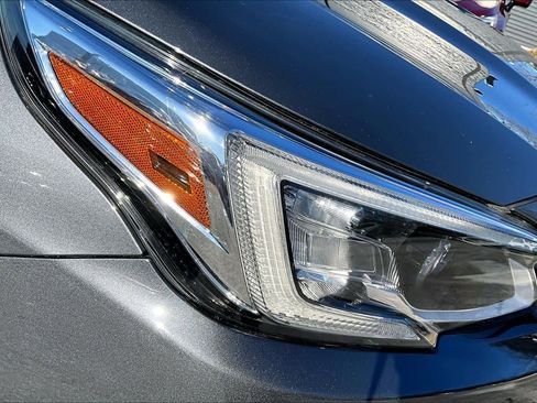 Used 2020 Subaru Outback Touring XT image 27