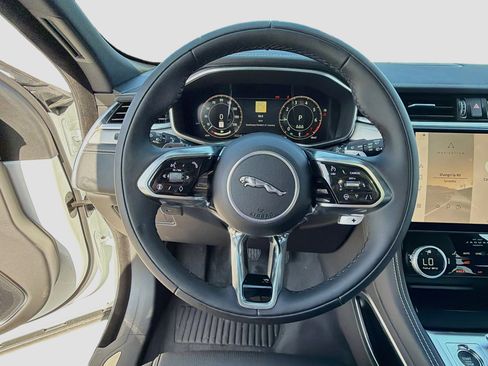 New 2026 Jaguar F-PACE R-Dynamic S AWD/4WD image 40