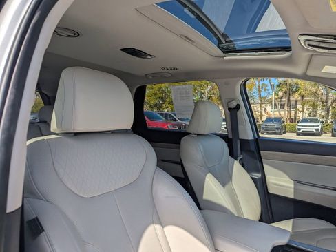 Used 2022 Hyundai Palisade SEL w/ 8P Bench Seat Package image 11