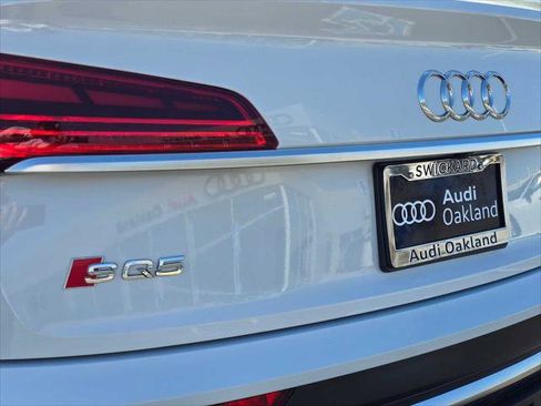 Used 2023 Audi SQ5 Premium Plus w/ Premium Plus Package AWD/4WD image 13
