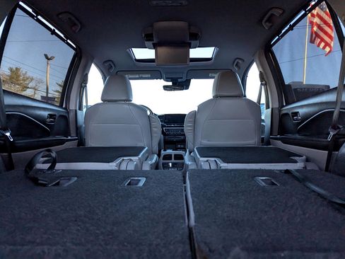 Used 2019 Honda Pilot Touring image 60