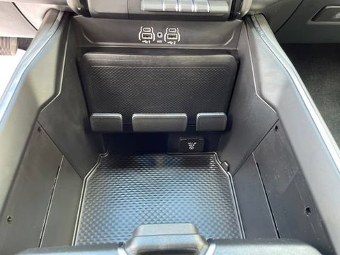 Used 2026 RAM 1500 Laramie AWD/4WD image 18