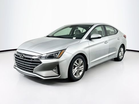 Used 2019 Hyundai Elantra SEL FWD image 3